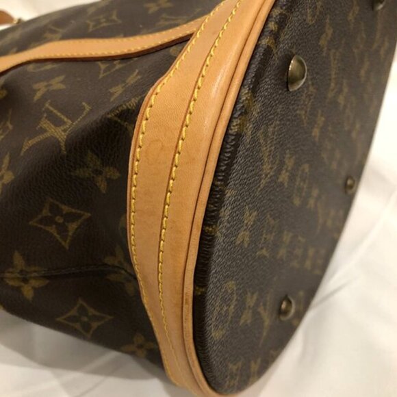 Louis Vuitton Brown and Tan Monogram Bucket GM Tote - Picture 4 of 13